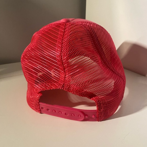 Pink Hat - Picture 2 of 3